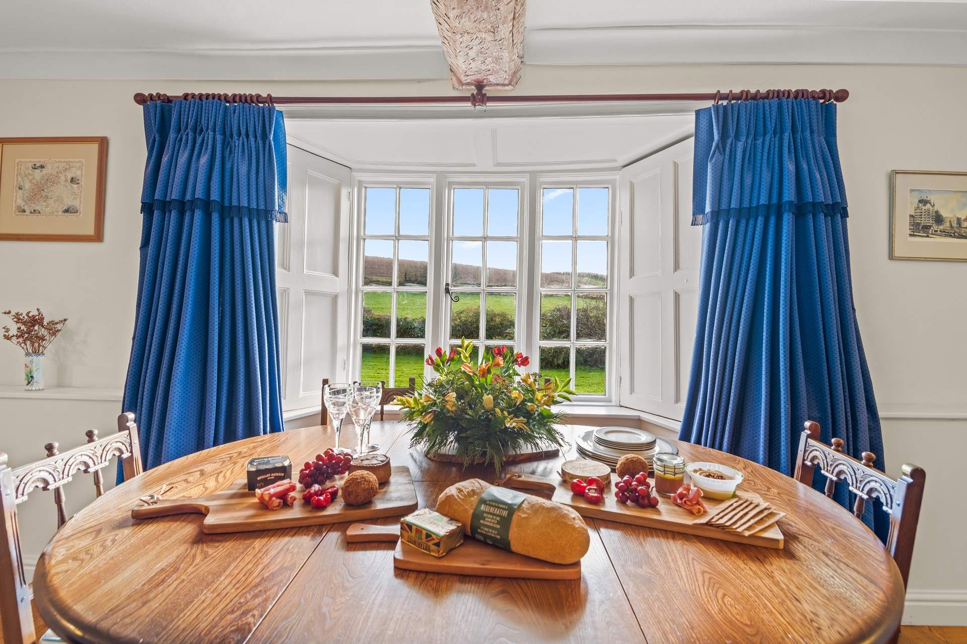 What a view to enjoy whilst eating any meal.