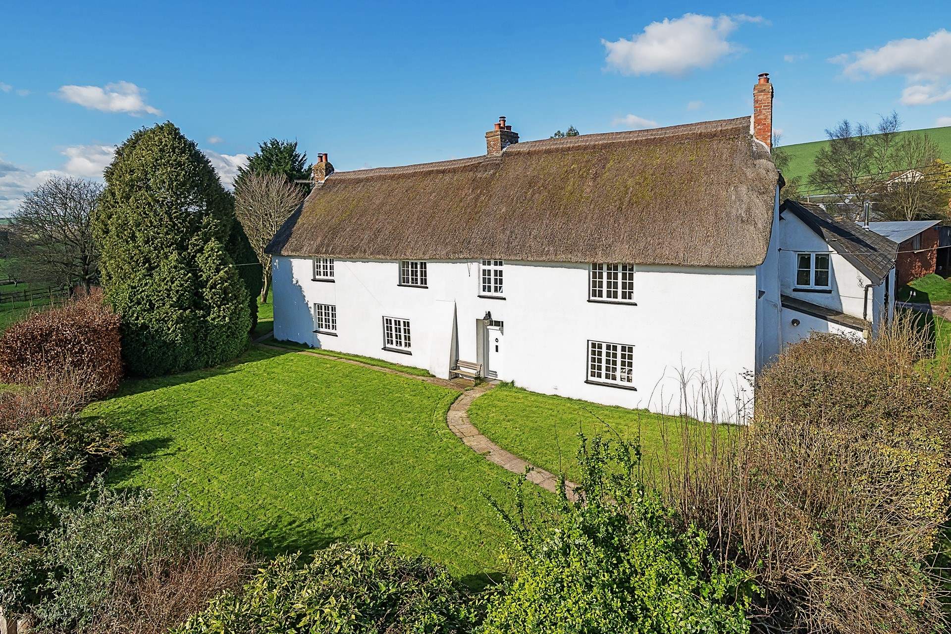 Another angle of this glorious Listed building.