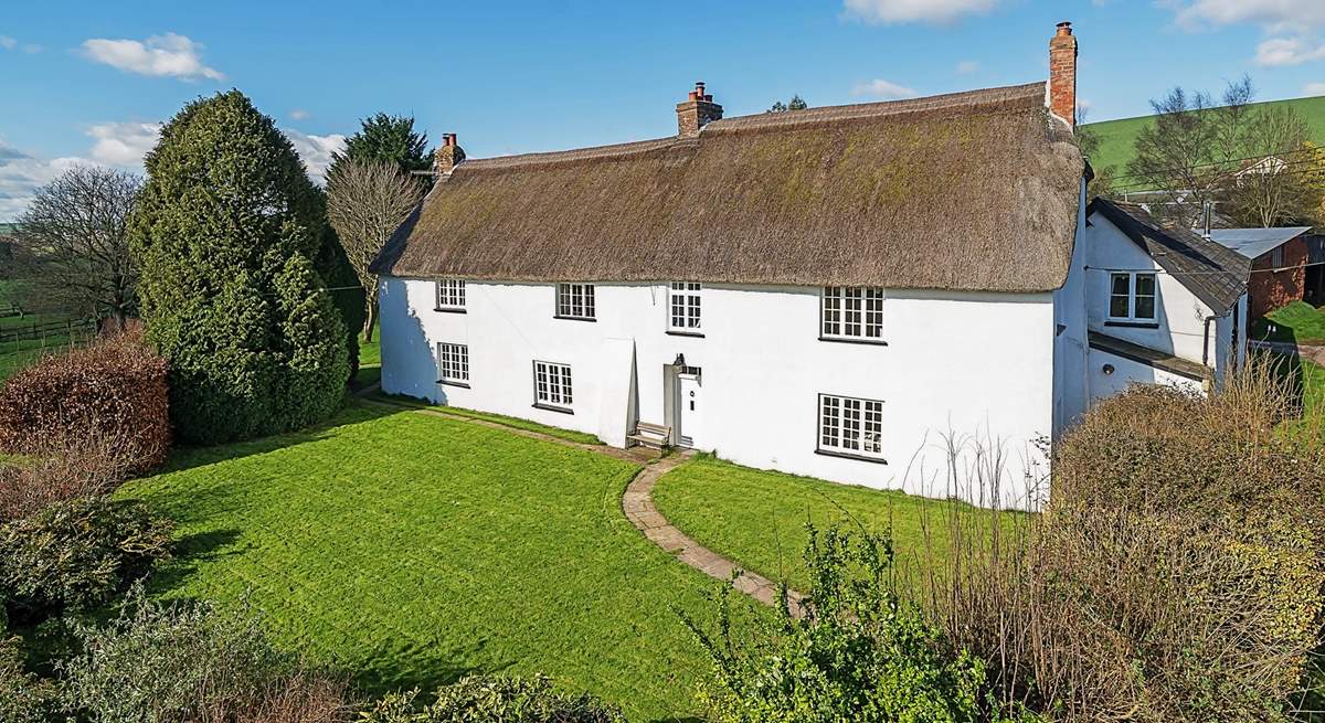 Another angle of this glorious Listed building.