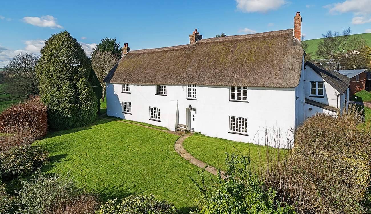 Another angle of this glorious Listed building.