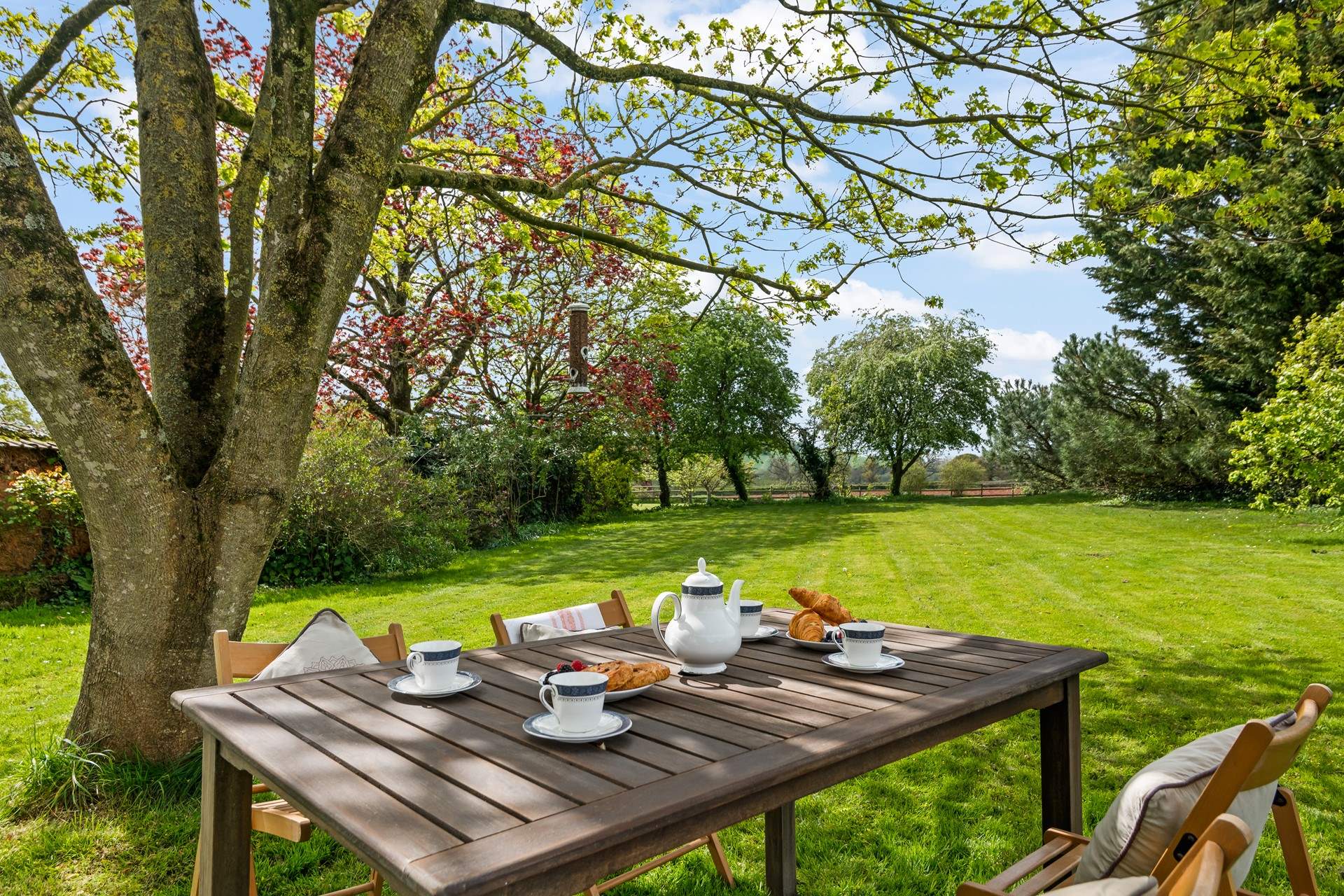 A lovely spot to enjoy any meal.