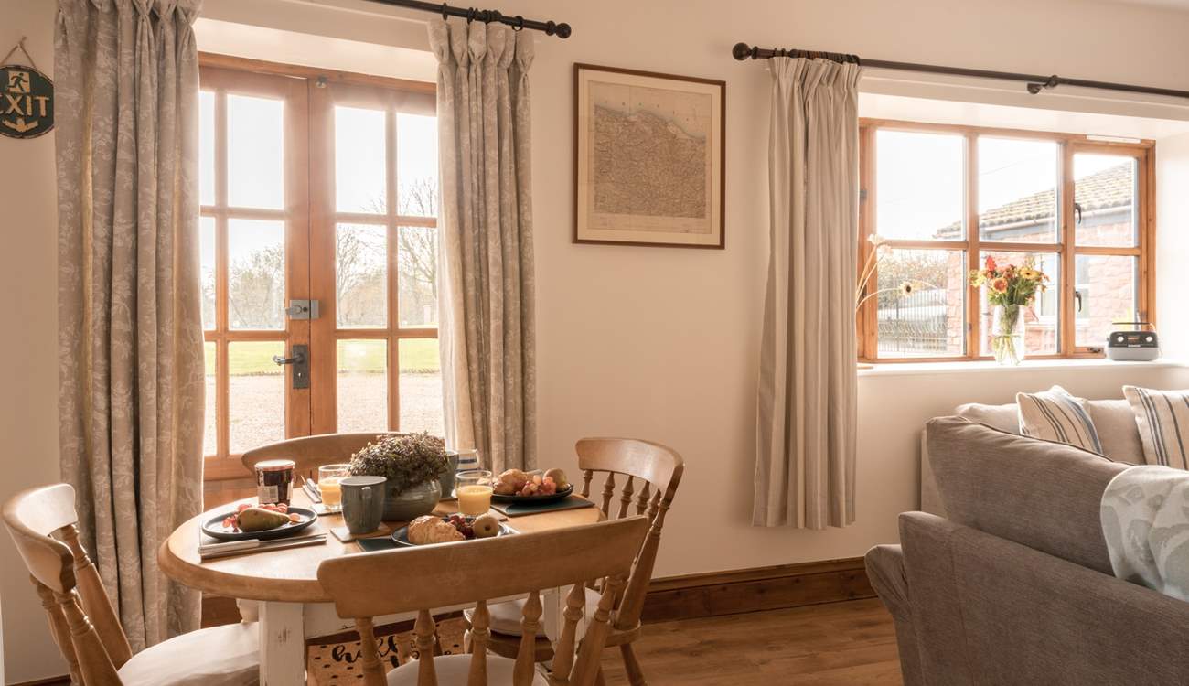 Just the perfect spot for the dining-area. Imagine a tasty feast with the doors open on a lovely warm day.