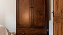 Beautiful period pieces paired cleverly with modern finishes.