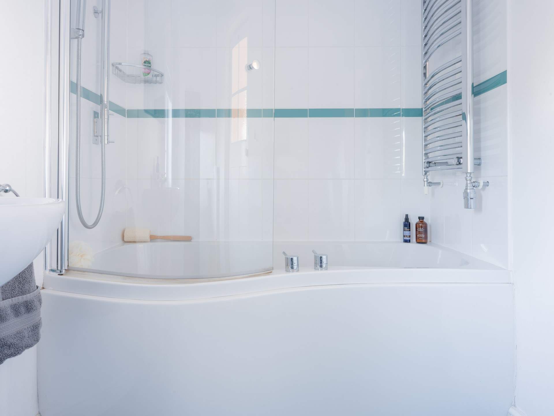 There is always time for a relaxing bath at the end of the day.