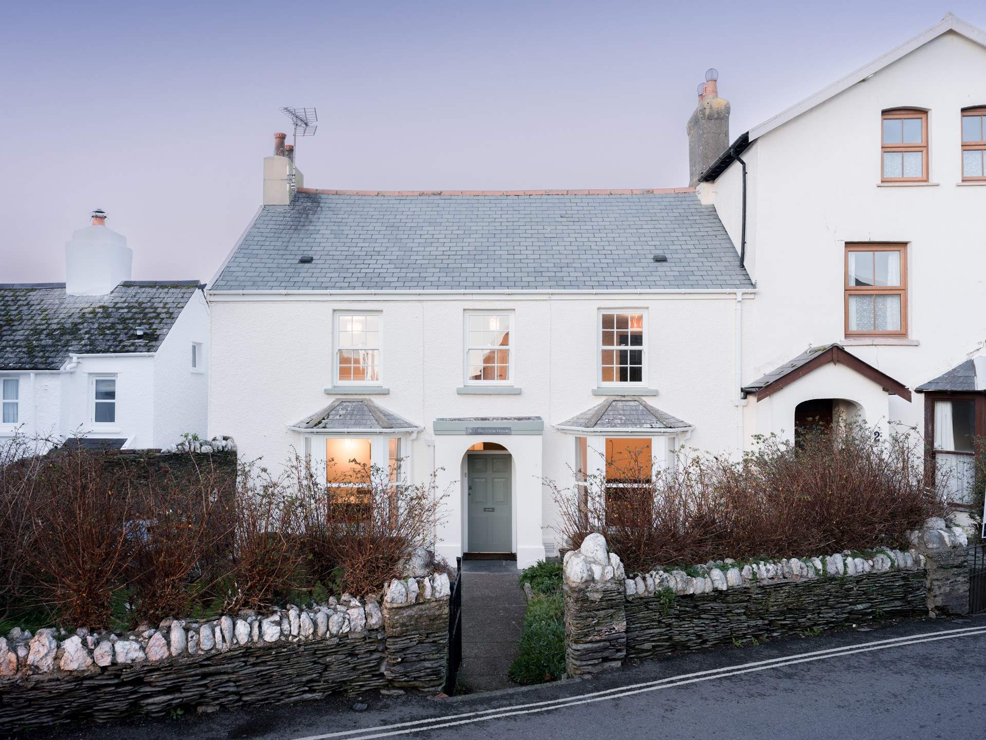 Barricane House is a grand house in the heart of Mortehoe.