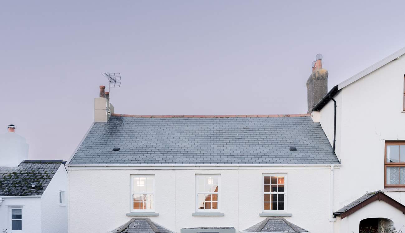 As the sun sets on a busy day of exploring and making memories, head back to your holiday home-from-home.