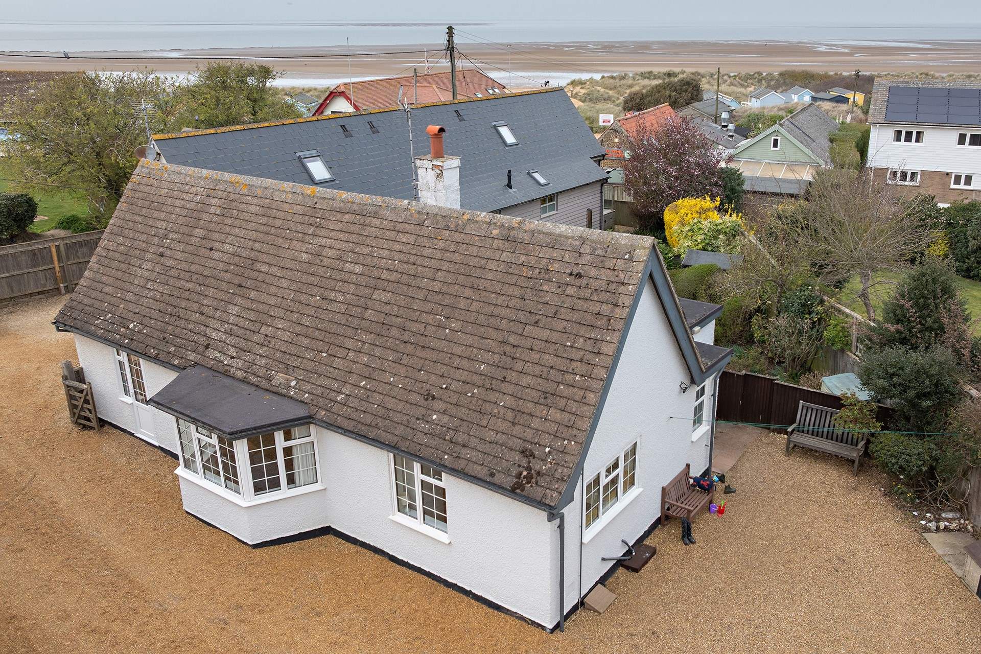 Welcome to Dormy House, dog-friendly and with ample parking, just a stone's throw from the stunning beaches of Old Hunstanton and popular Beach Cafe.