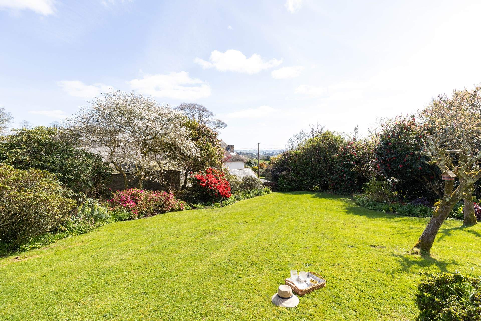 Far reaching views from the garden. 