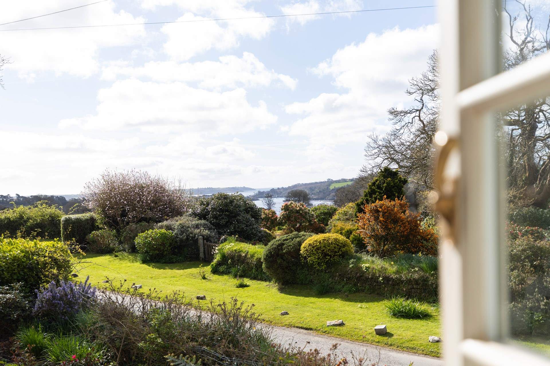 Another beautiful outlook. 