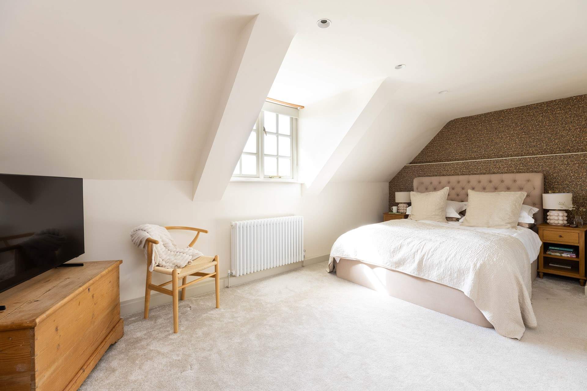 The principal bedroom is lovely and spacious (Tamar).