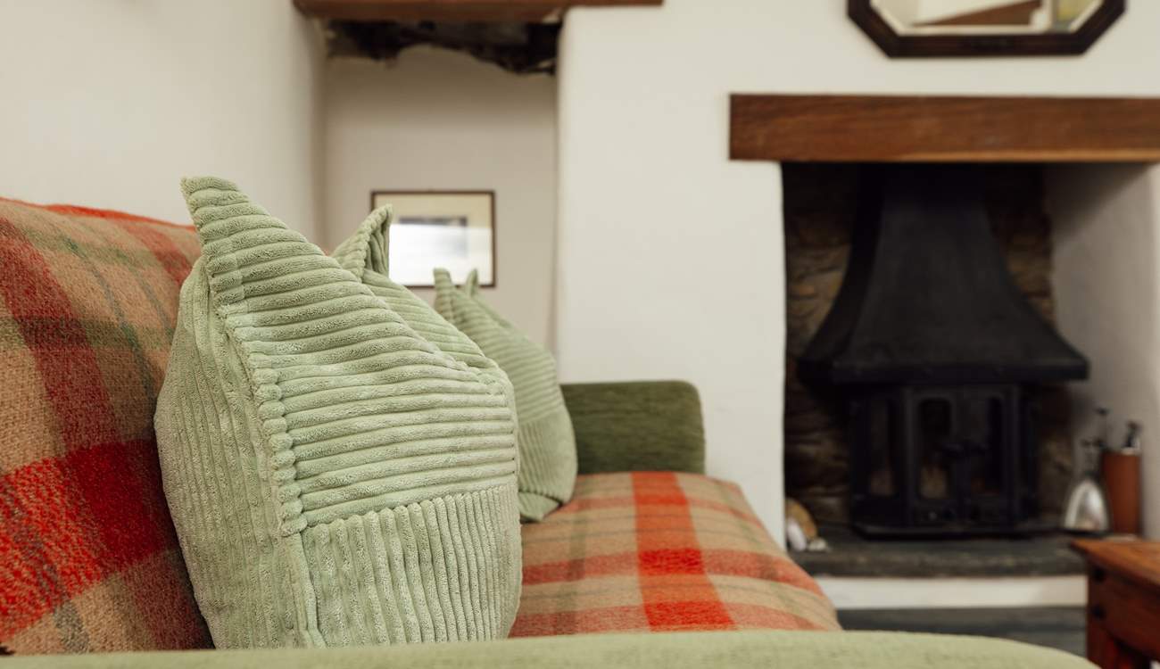 Throughout the year, stylish Cwtch y Rhos is ideal for a blissful break. 