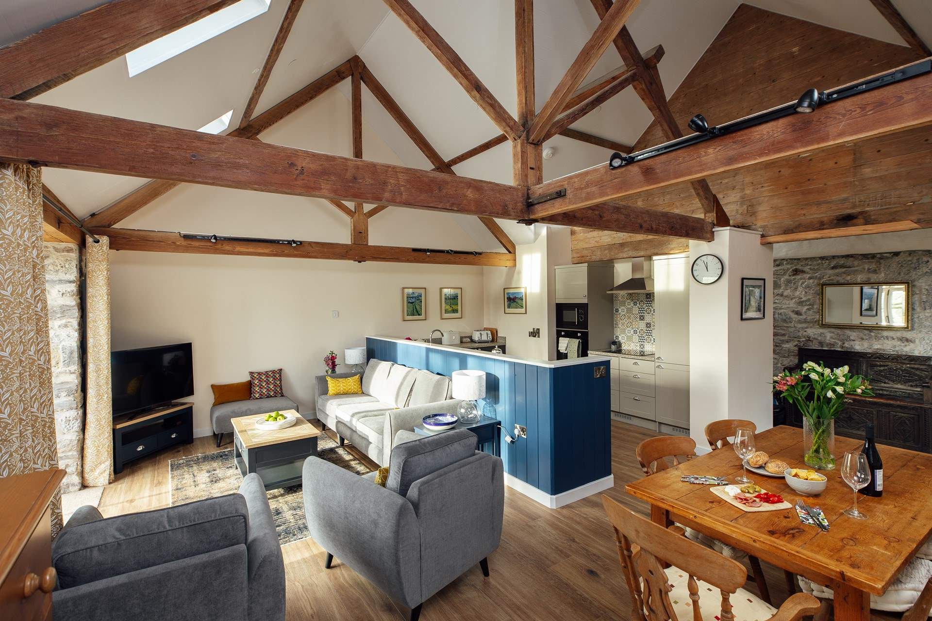 Fabulous open plan design. Perfect for spending precious time together. 