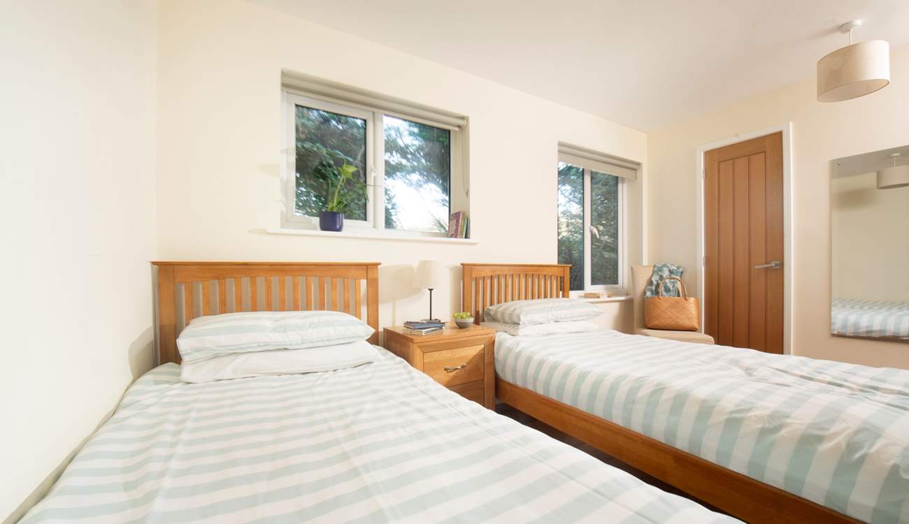 Twin bedroom ideal for sharing.