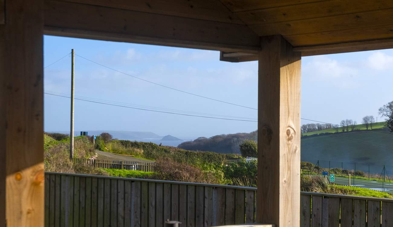 It lives up to its name as you can see the Mewstone and glimpses of the sea from the living-room and patio.