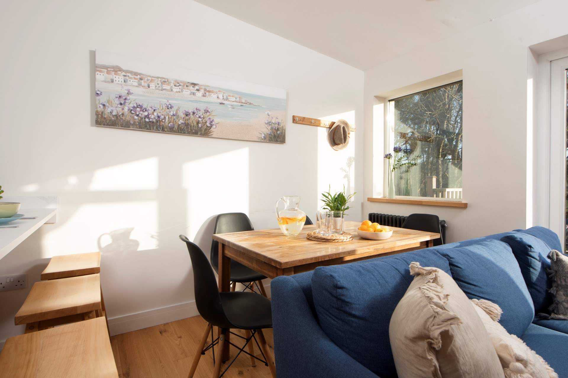 There's a choice of places to eat, at the breakfast-bar, at the dining-table or outside on the terrace.