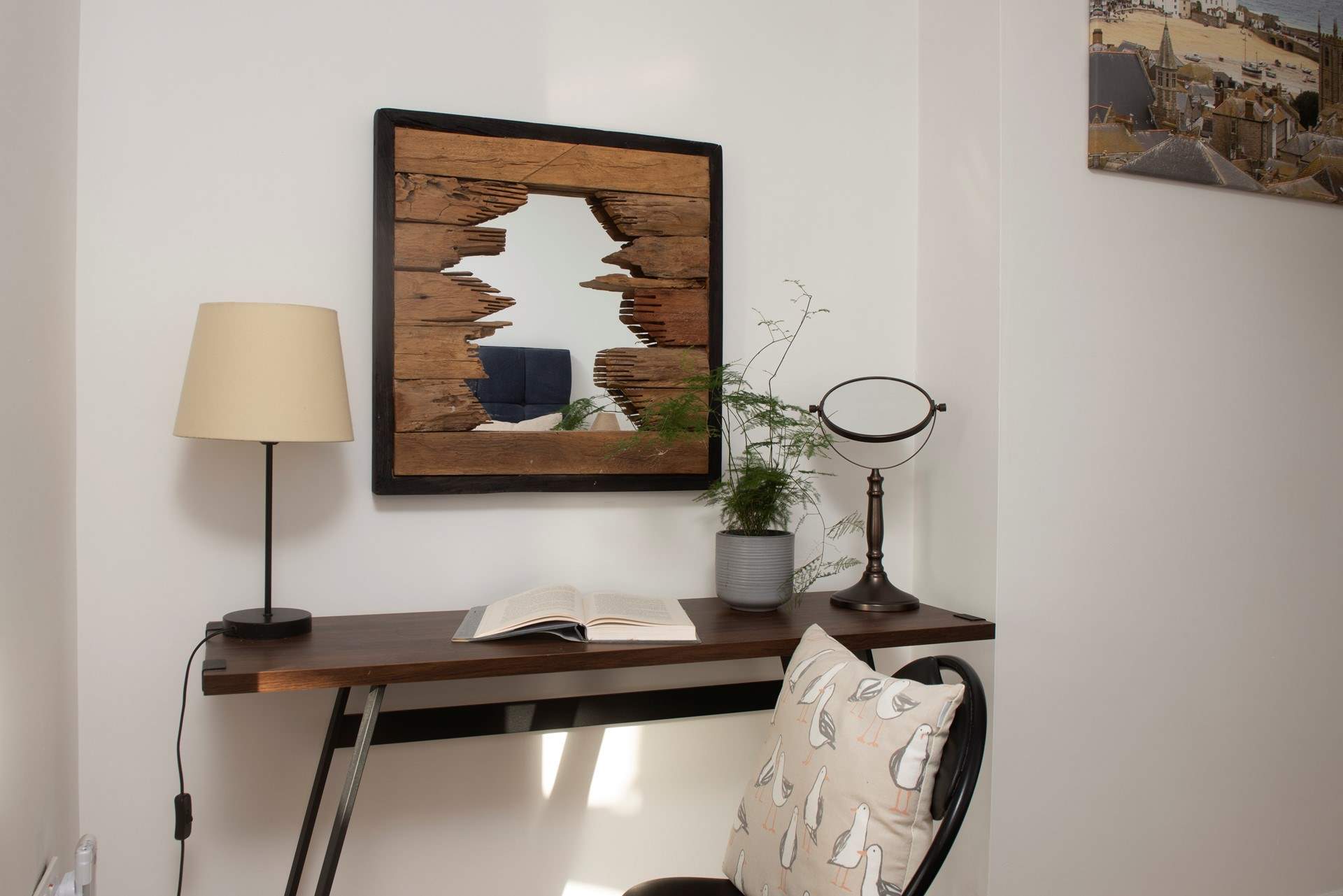 Time to plan your holiday.