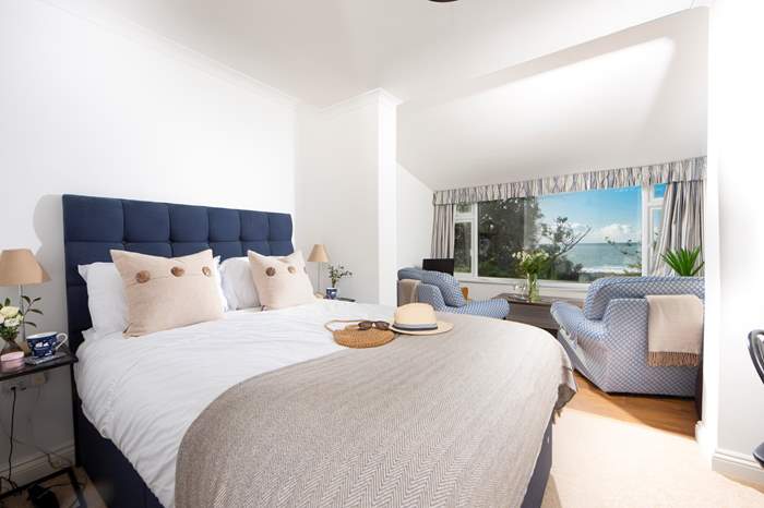 Veryan,Sleeps 2 + cot, Praa Sands