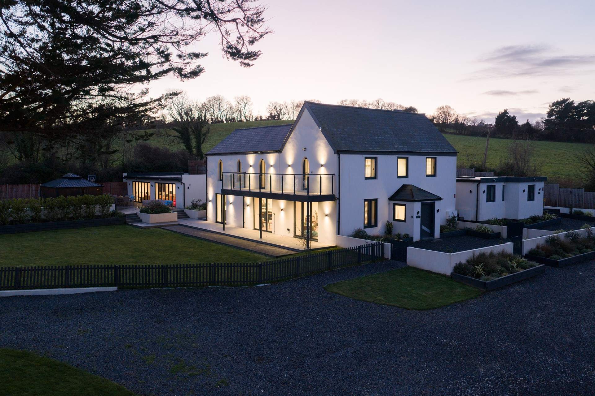 The games-room is a separate building and sits to the left of Boathyde.