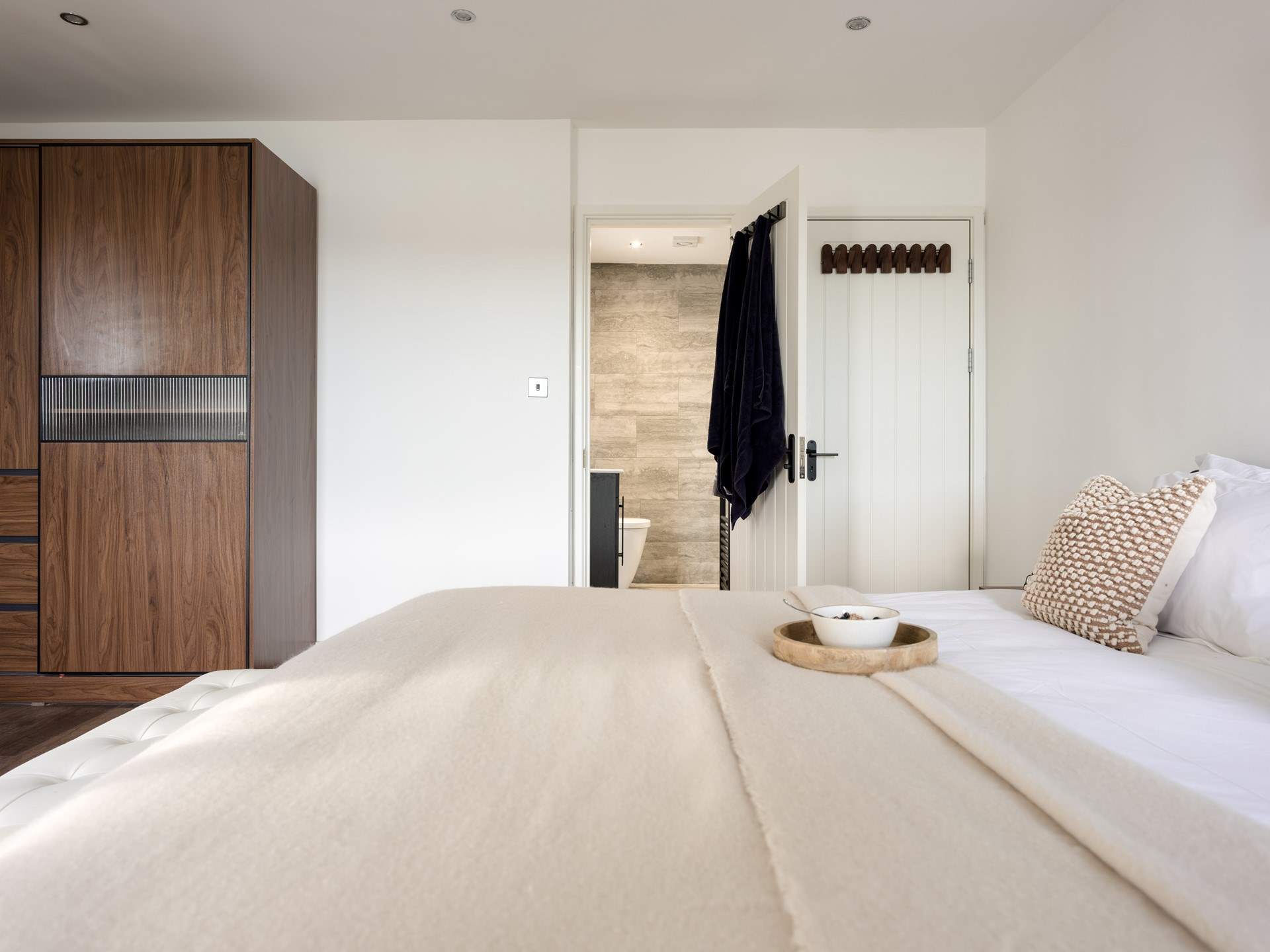 Peaking in to the en suite shower-room.