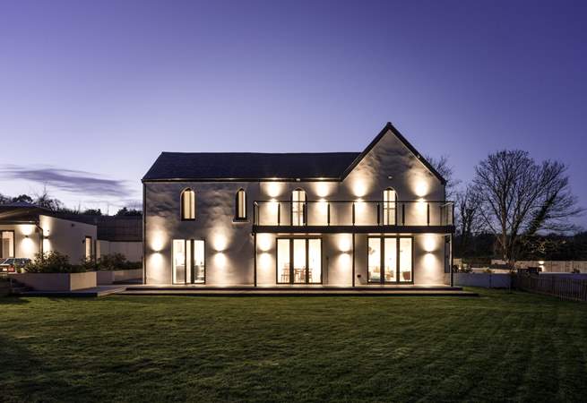 Boathyde awaits your arrival.