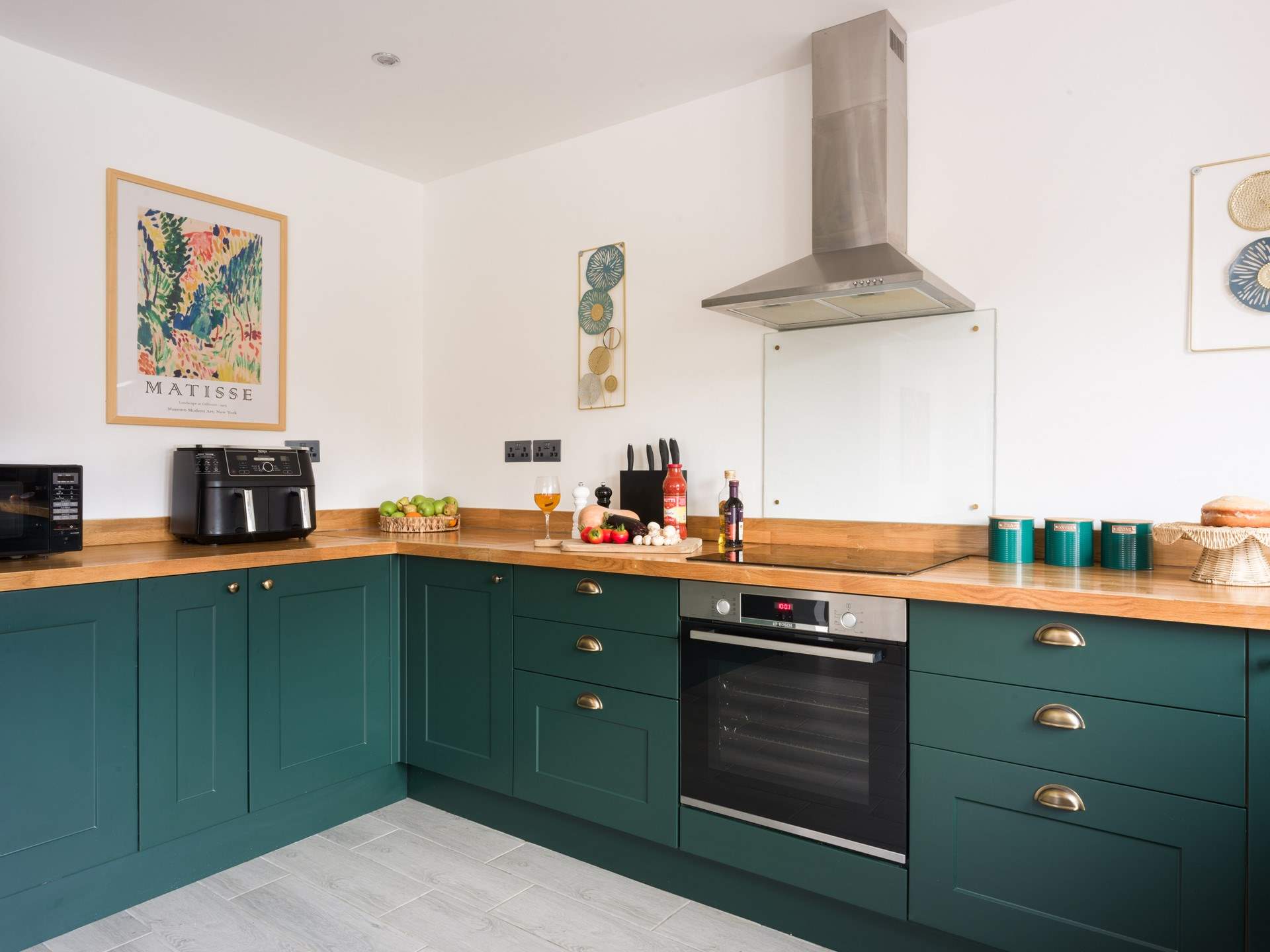 The perfect spot to cook up a storm.