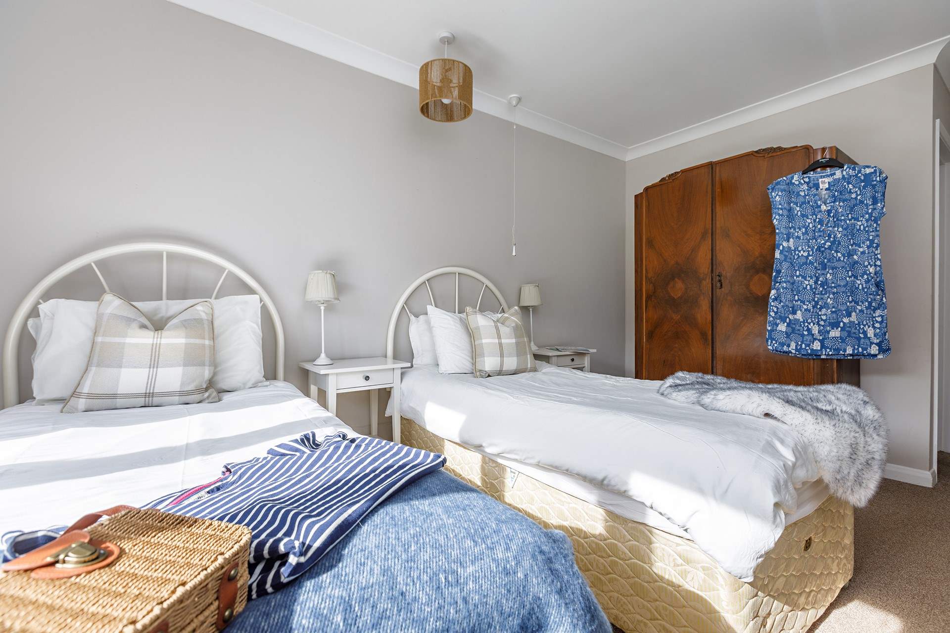 Plenty of wardrobe space to totally unpack and unwind.