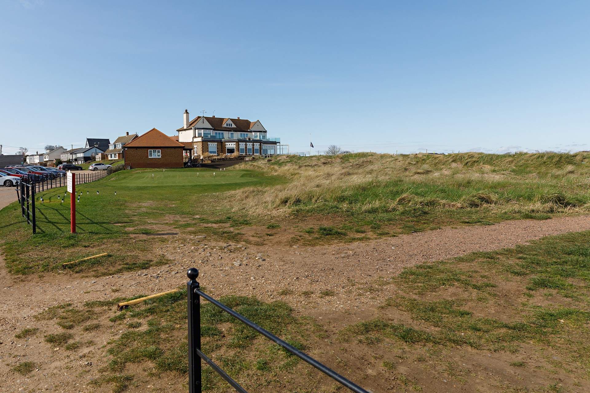 Just two minutes from Harecroft is the Links Golf Club with a footpath leading to a lovely walk by the beach huts towards Holme-next-the -Sea.
