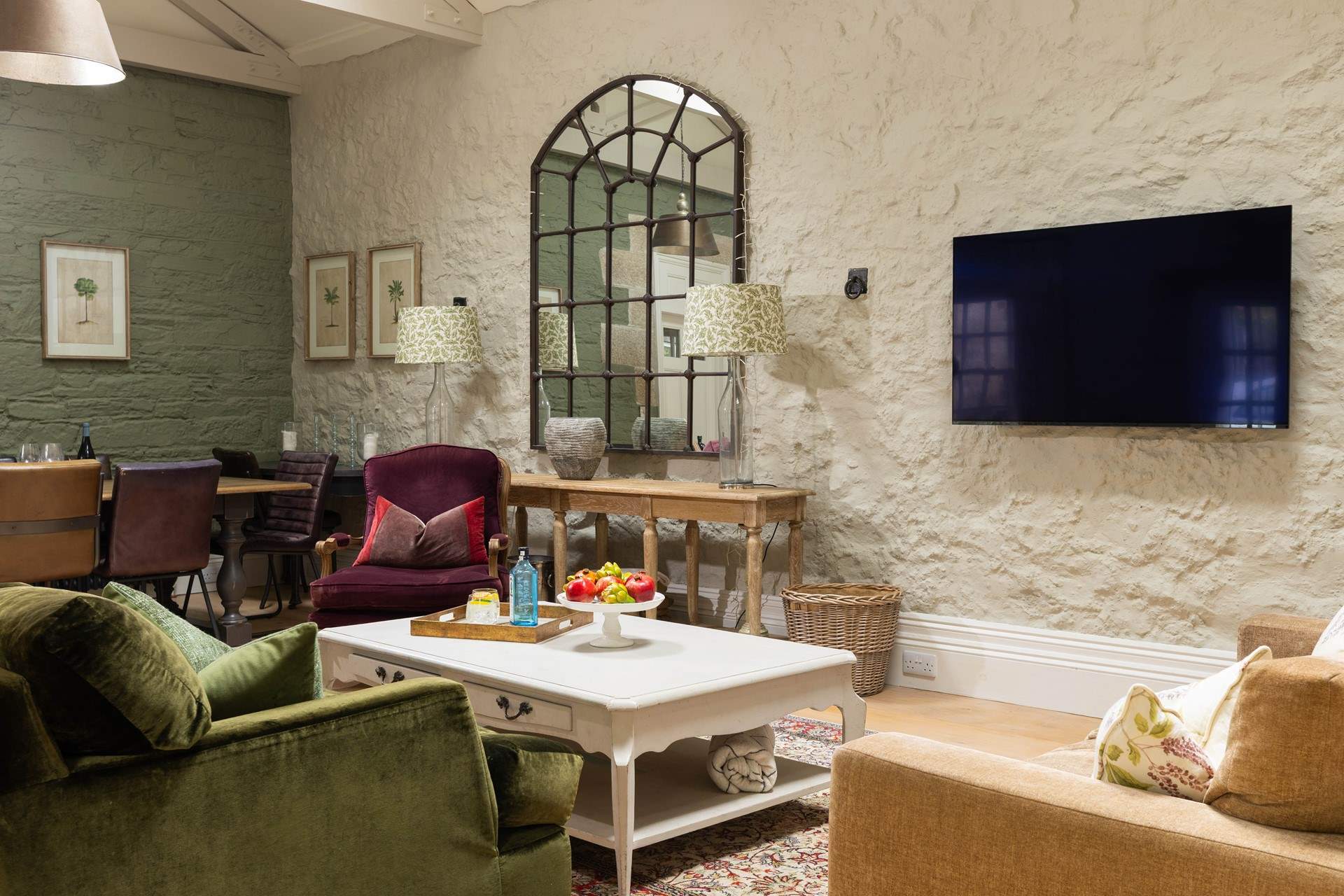 Such a lovely room to spend time together in. 