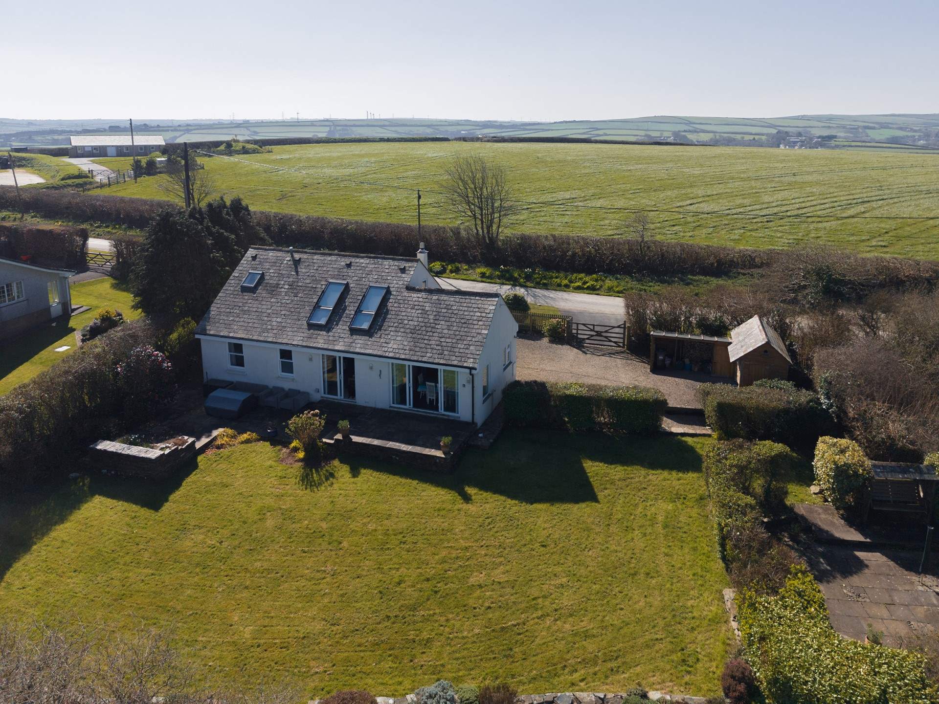 The spacious garden with views to enjoy.