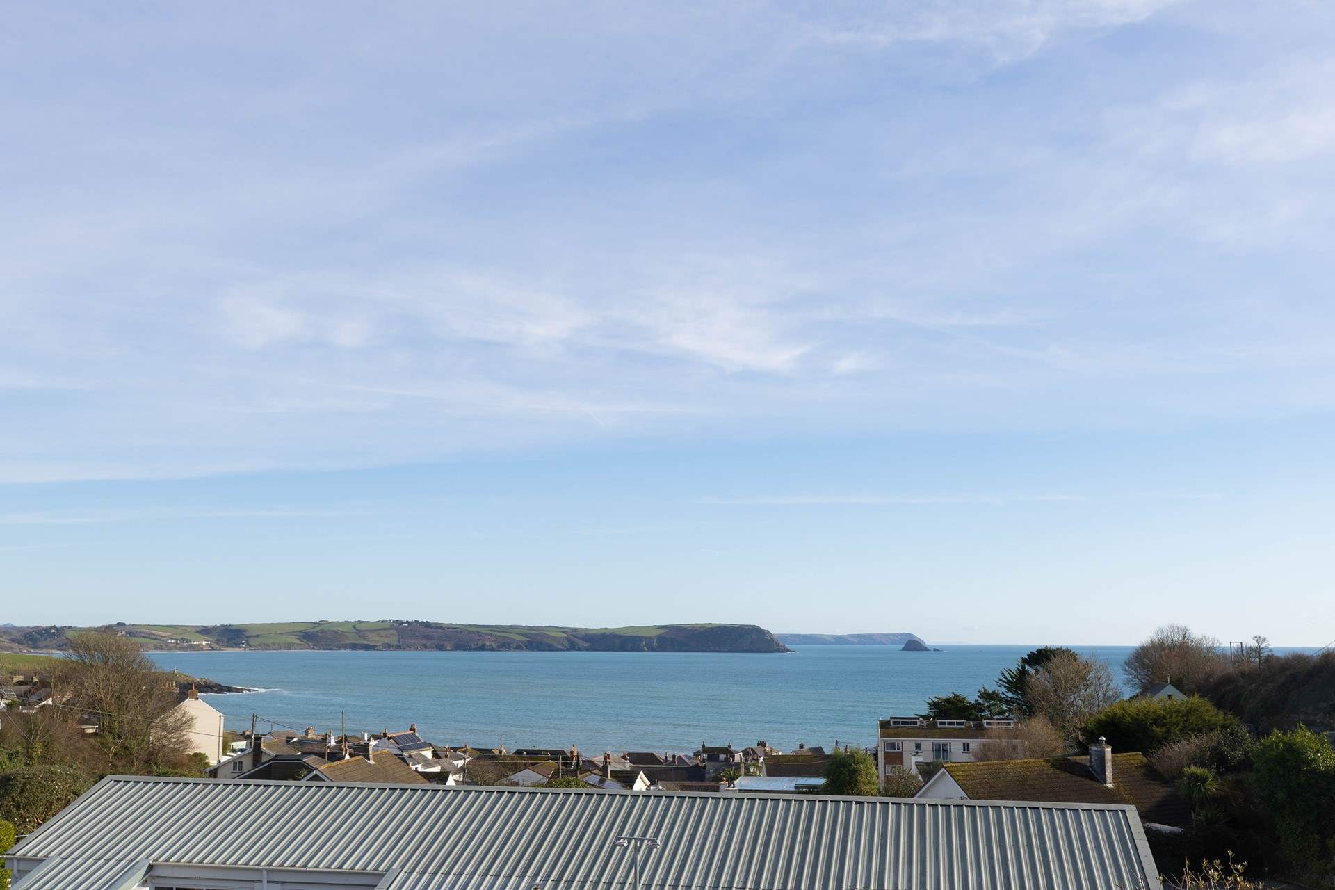 Watch the tide ebb and flow from your elevated location close to the centre of Portscatho. 