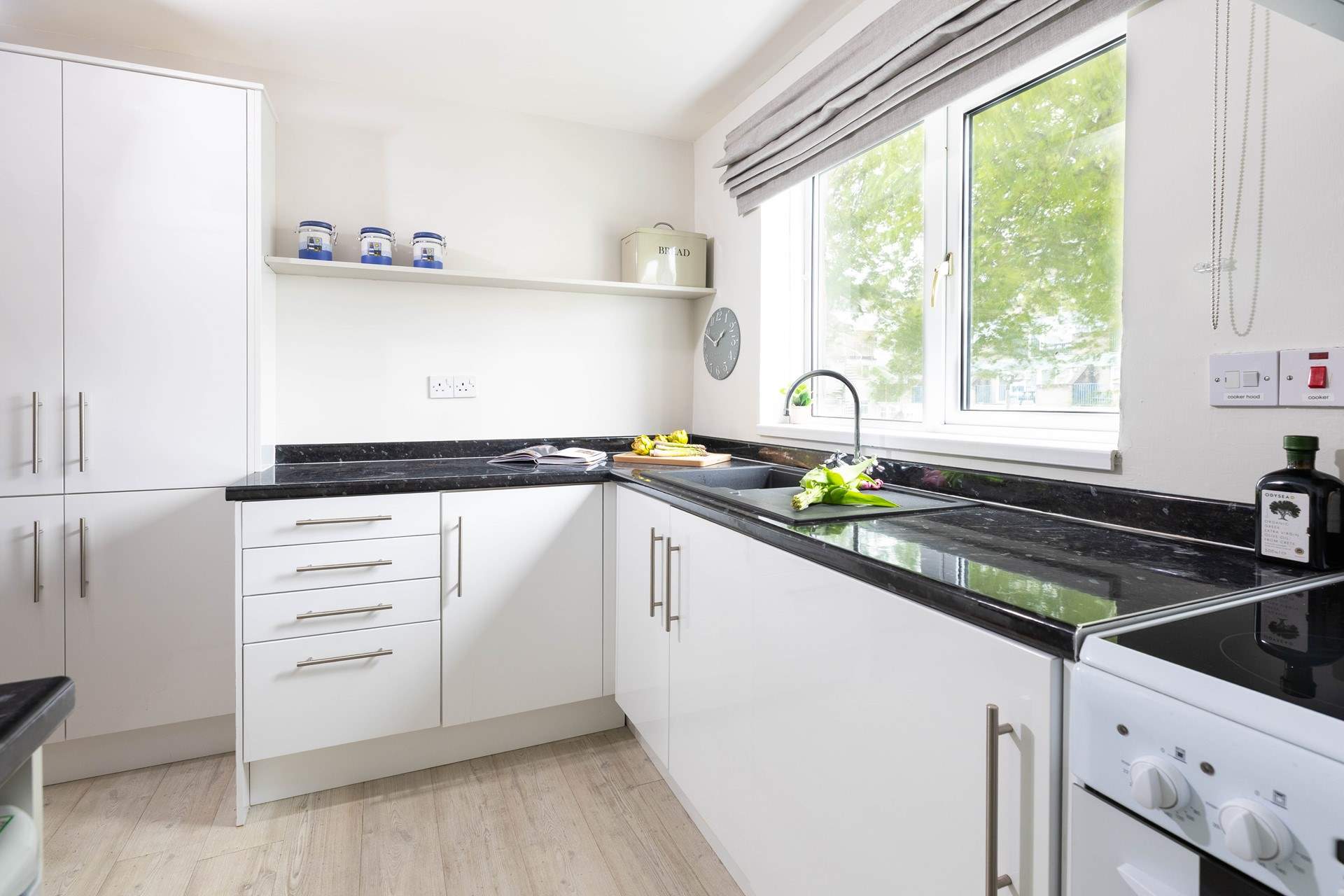 The kitchen has all you need to cook up a delicious meal.
