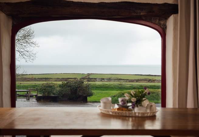 Idyllic location, surrounded by the sea, near St. Davids. Ideal for beachcombers, walkers, dog lovers, explorers, sand castle makers or those simply seeking a much needed retreat from the hustle and bustle of the everyday. 