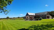 Nestling in the splendour of the Pembrokeshire National Park, near a choice of spectacular beaches and the Pembrokeshire Coast Path. Your holiday in gorgeous Y Beudy will stay with you forever. 