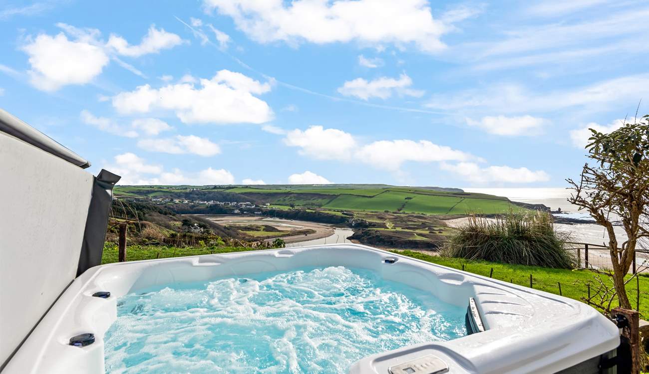 Now this is what I call a hot tub with a view!