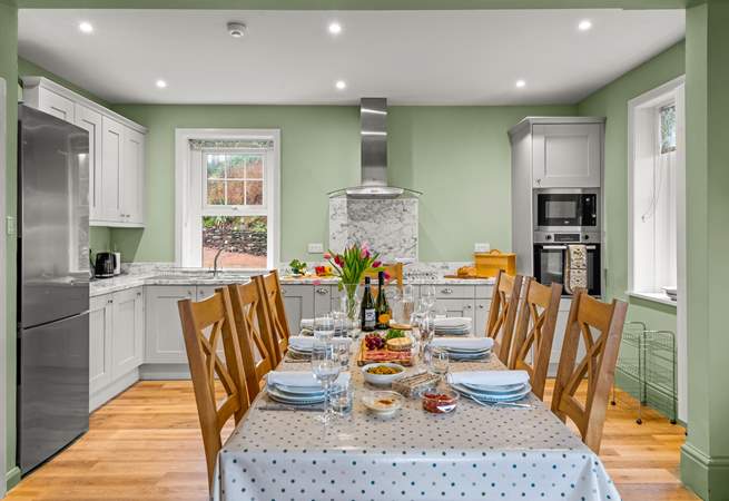 Feasting together is such a pleasure. Chef will enjoy whipping up a feast in the large and well-equipped kitchen.