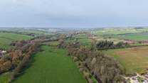 The property is surrounded by open fields, walks and bridle paths right outside your door. An OS map of local walks is provided by the lovely owner.