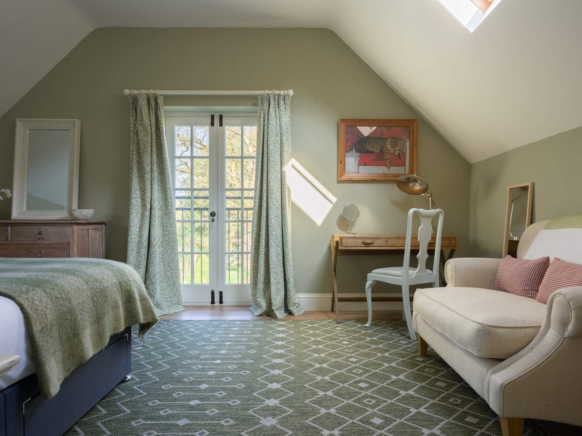 Imagine waking up in this luxurious super-king bed and opening the balcony doors to bird song and the silence of the countryside.