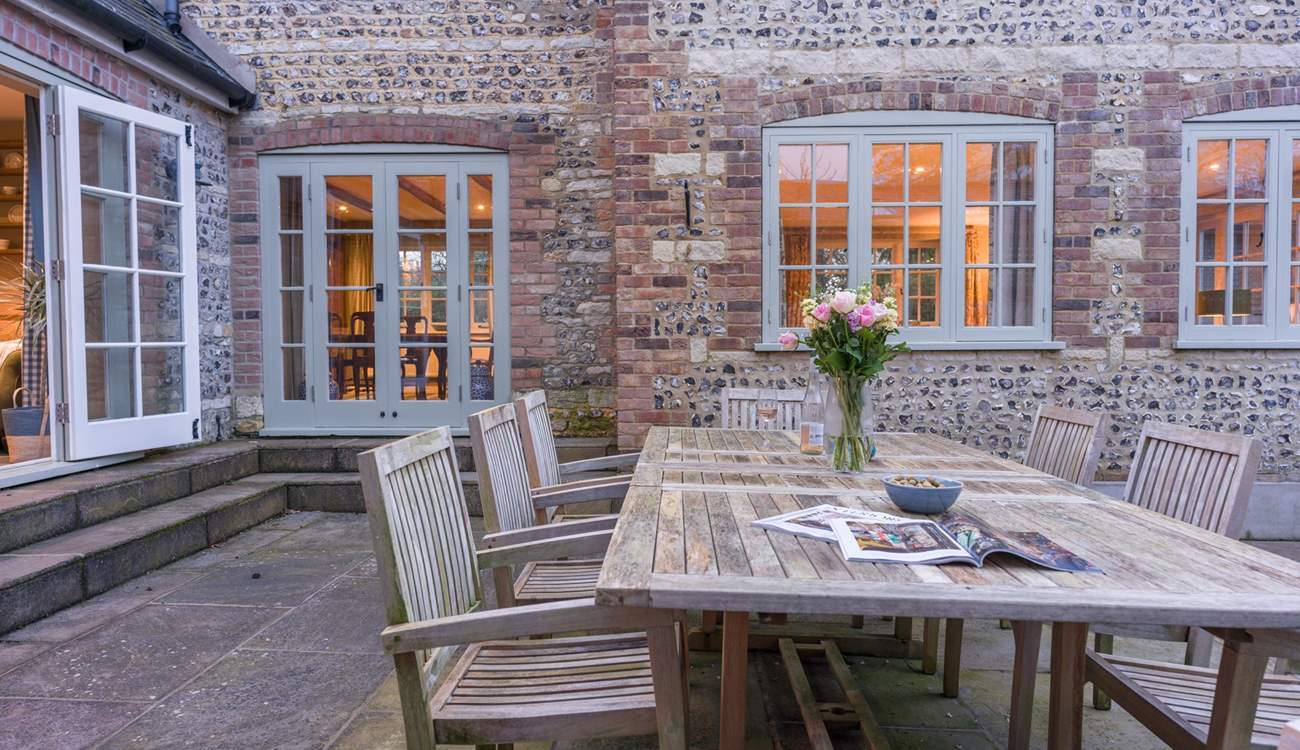 Perhaps a spot for a quiet moment whilst food is being prepared...