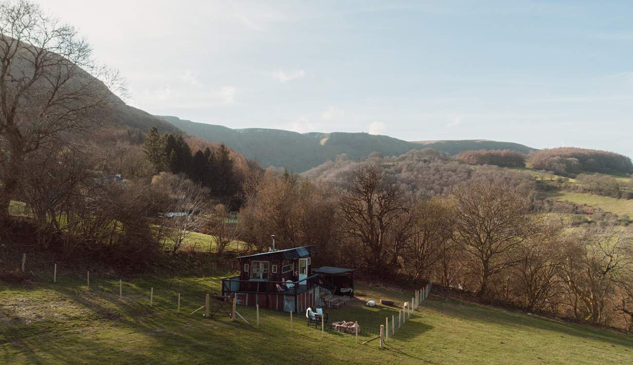 Welcome to Caban Tarren.