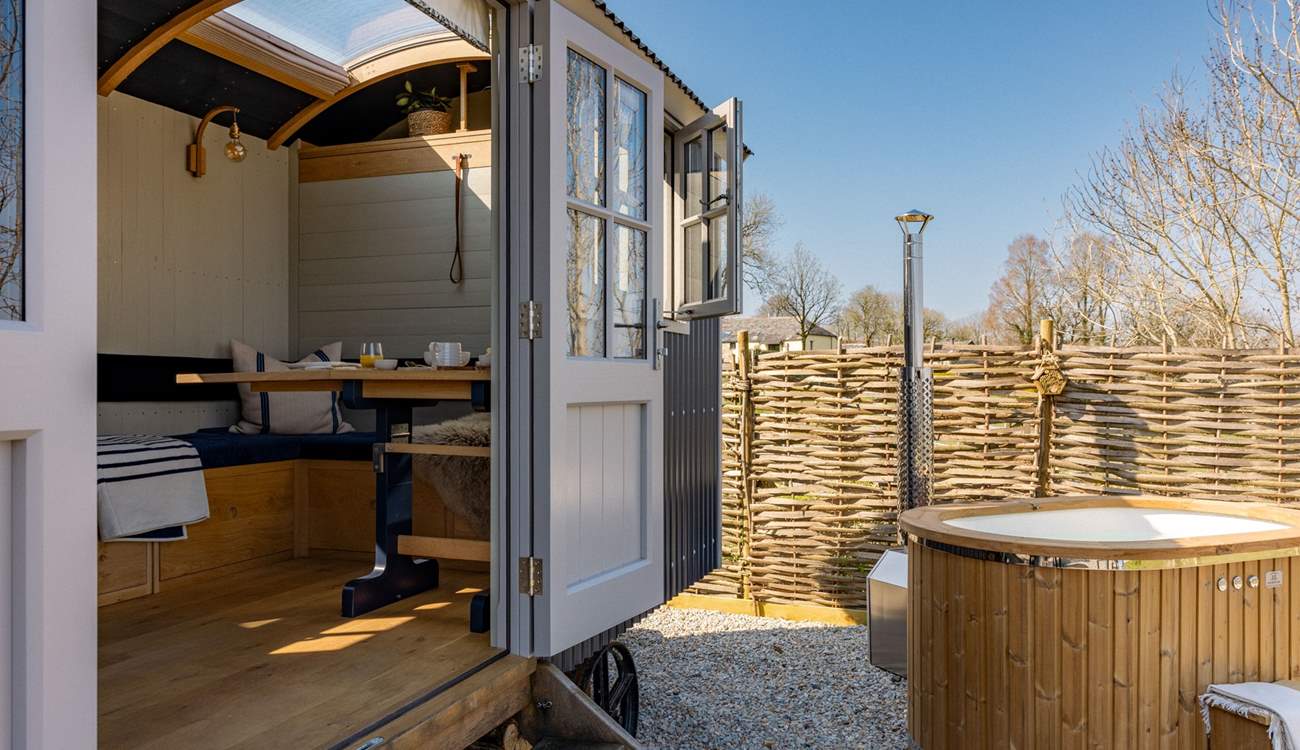 Step outside and into the soul-soothing hot tub.