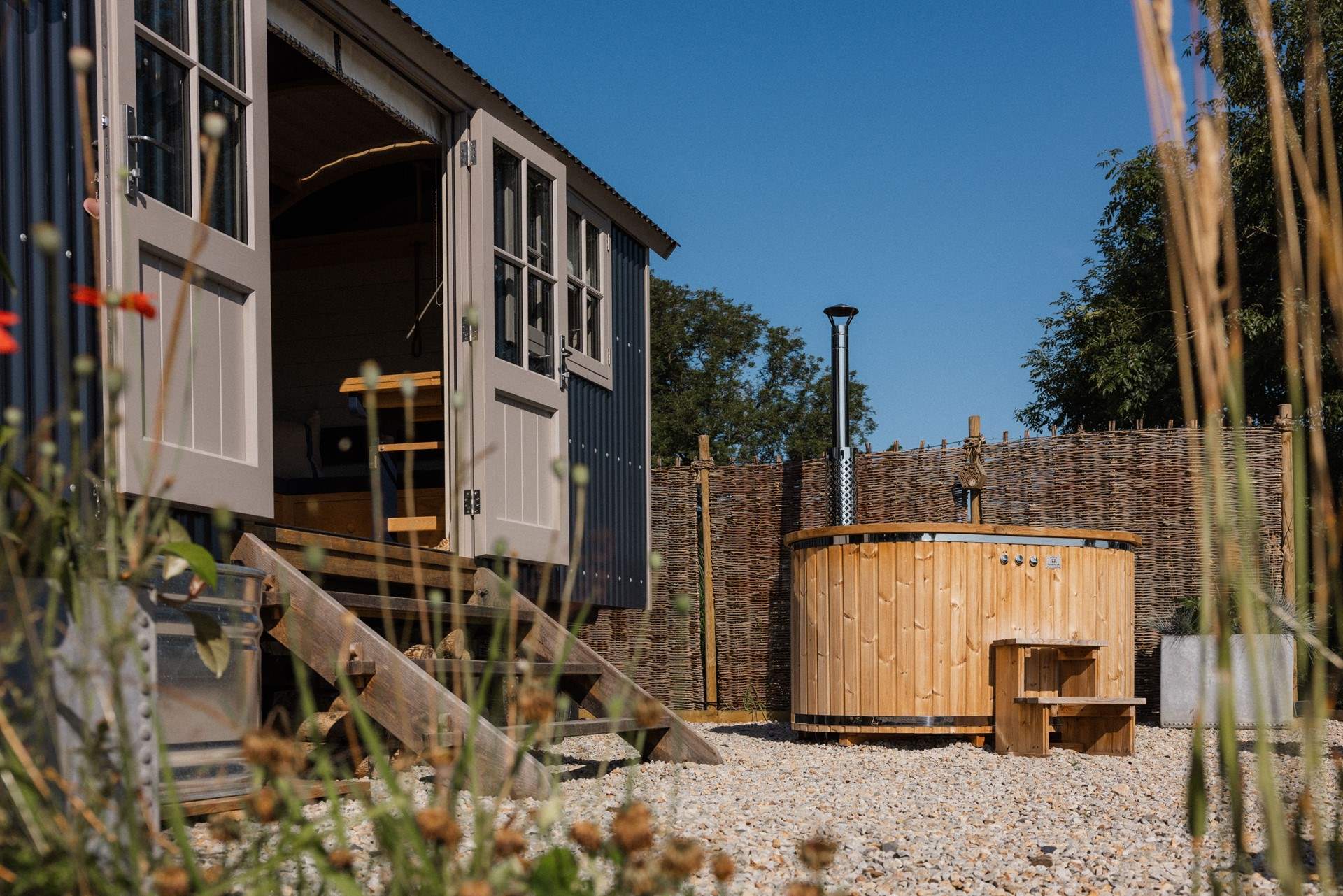 Step outside and into the soul-soothing hot tub.