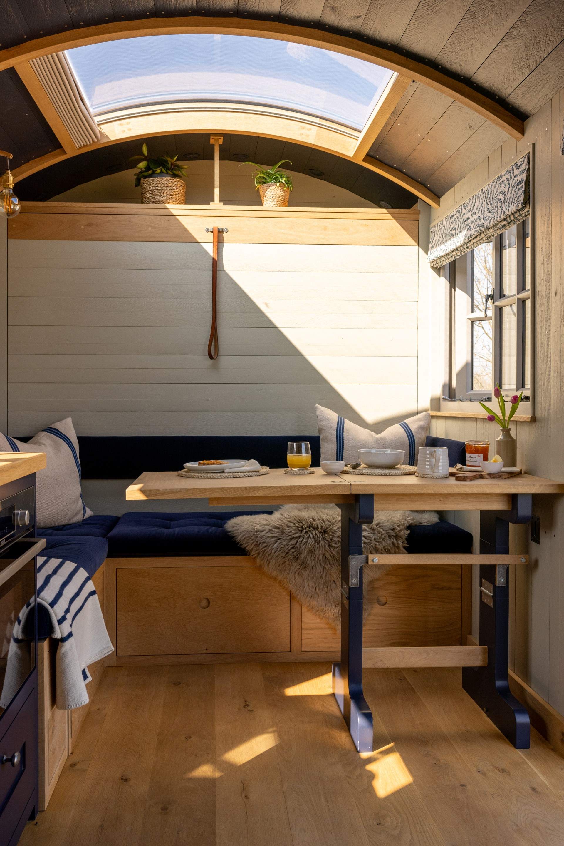 Dine in style with countryside views as your backdrop. 