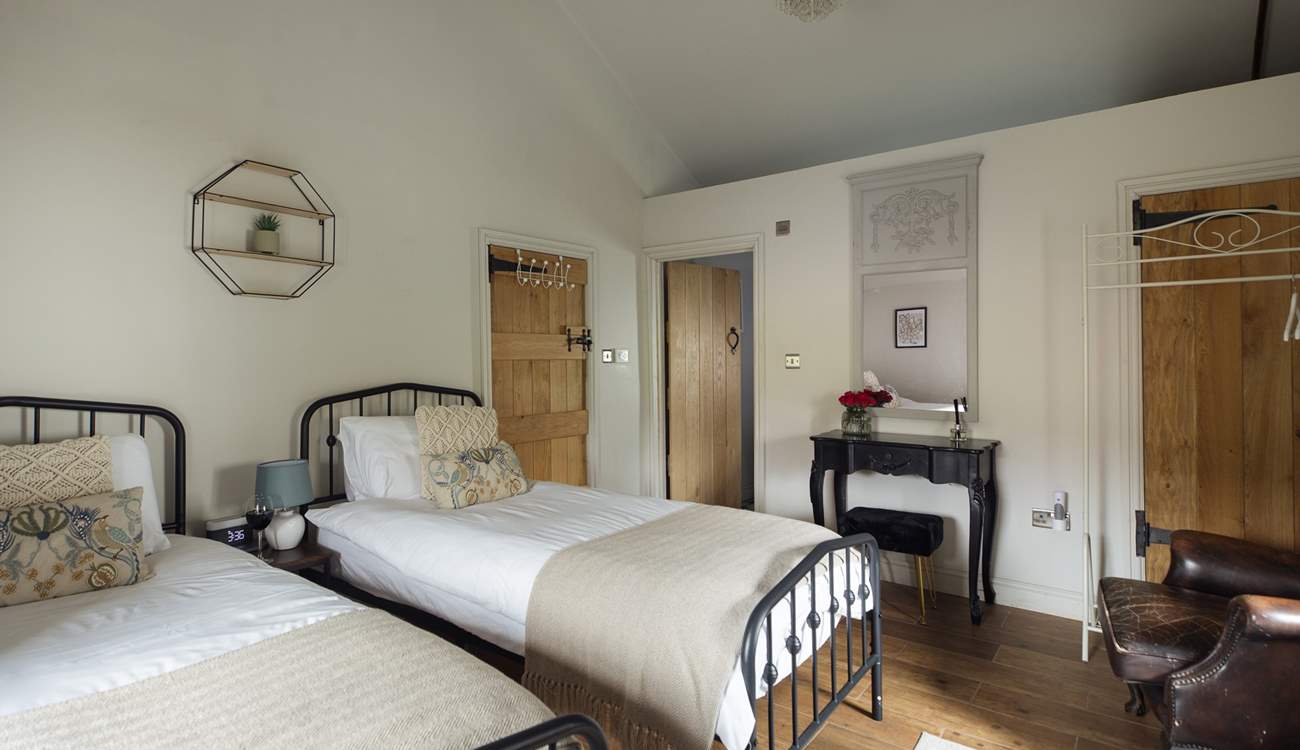 A good night's sleep is promised in this blissfully tranquil location. 