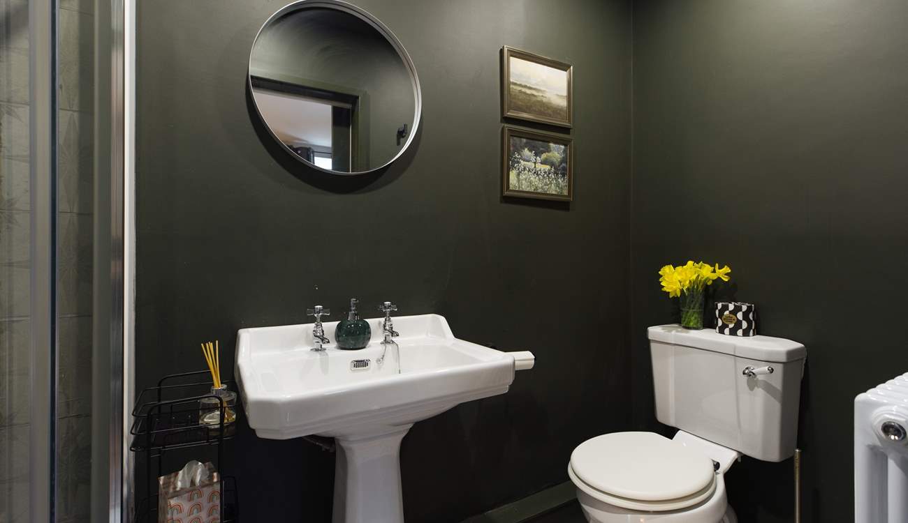 Take time for some holiday pampering in The Horse Shoe shower-room. 