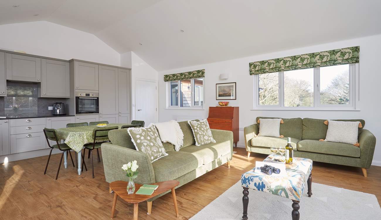 This well-equipped space has everything you need for a relaxing family holiday.