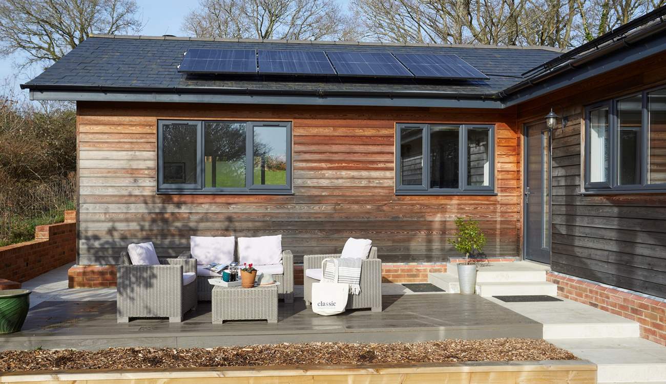 With comfortable seating to the front and rear of the property, you can sit back and enjoy the island sunshine at anytime of the day or evening.