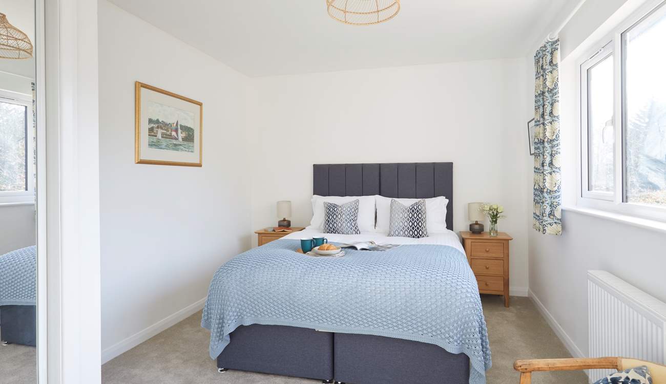 Bedroom 1 with flexible 'zip and link' beds can be arranged as small twin beds or a king-size double.