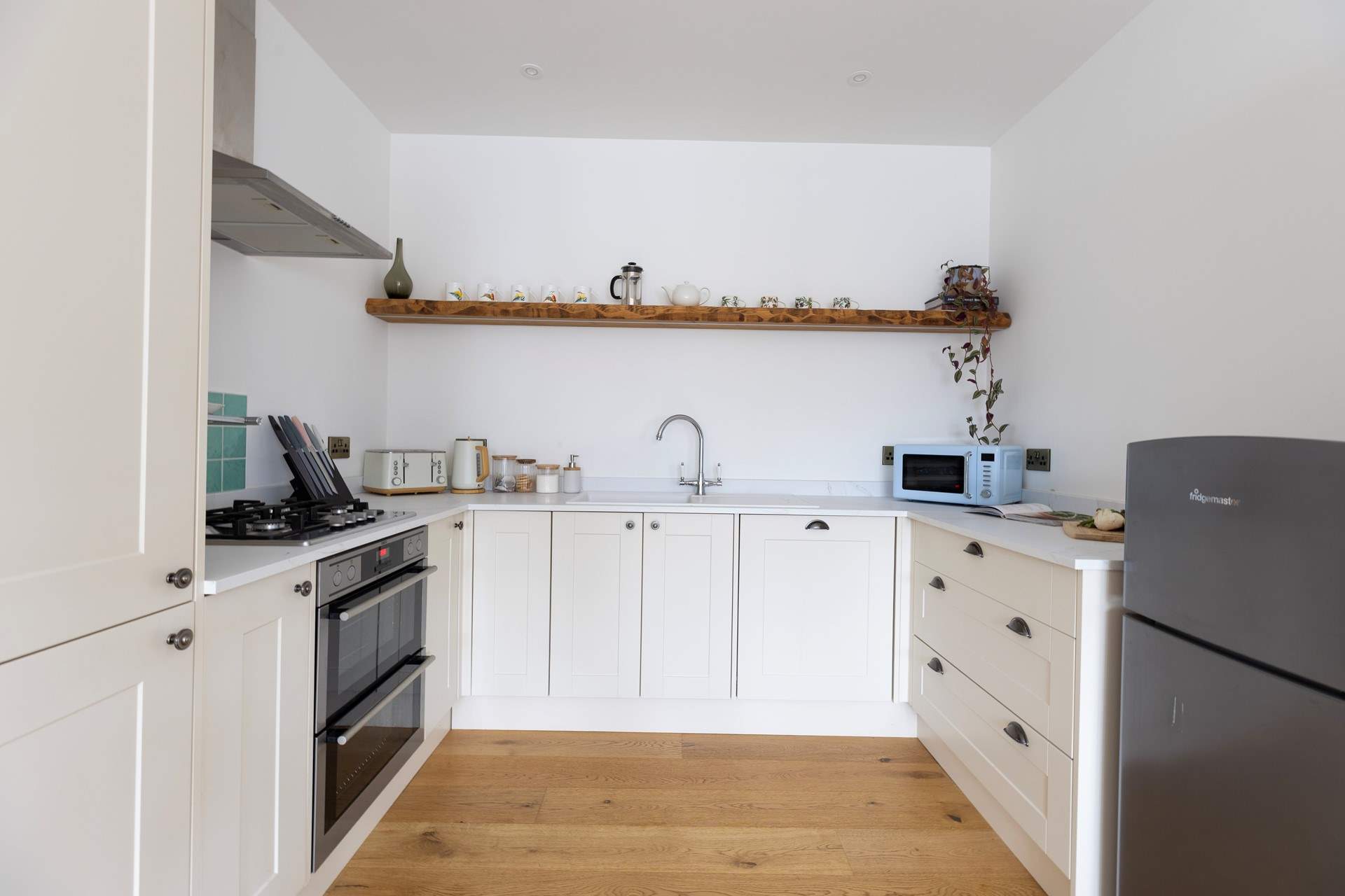 The thoughtful owners have made sure the kitchen is well-equipped.