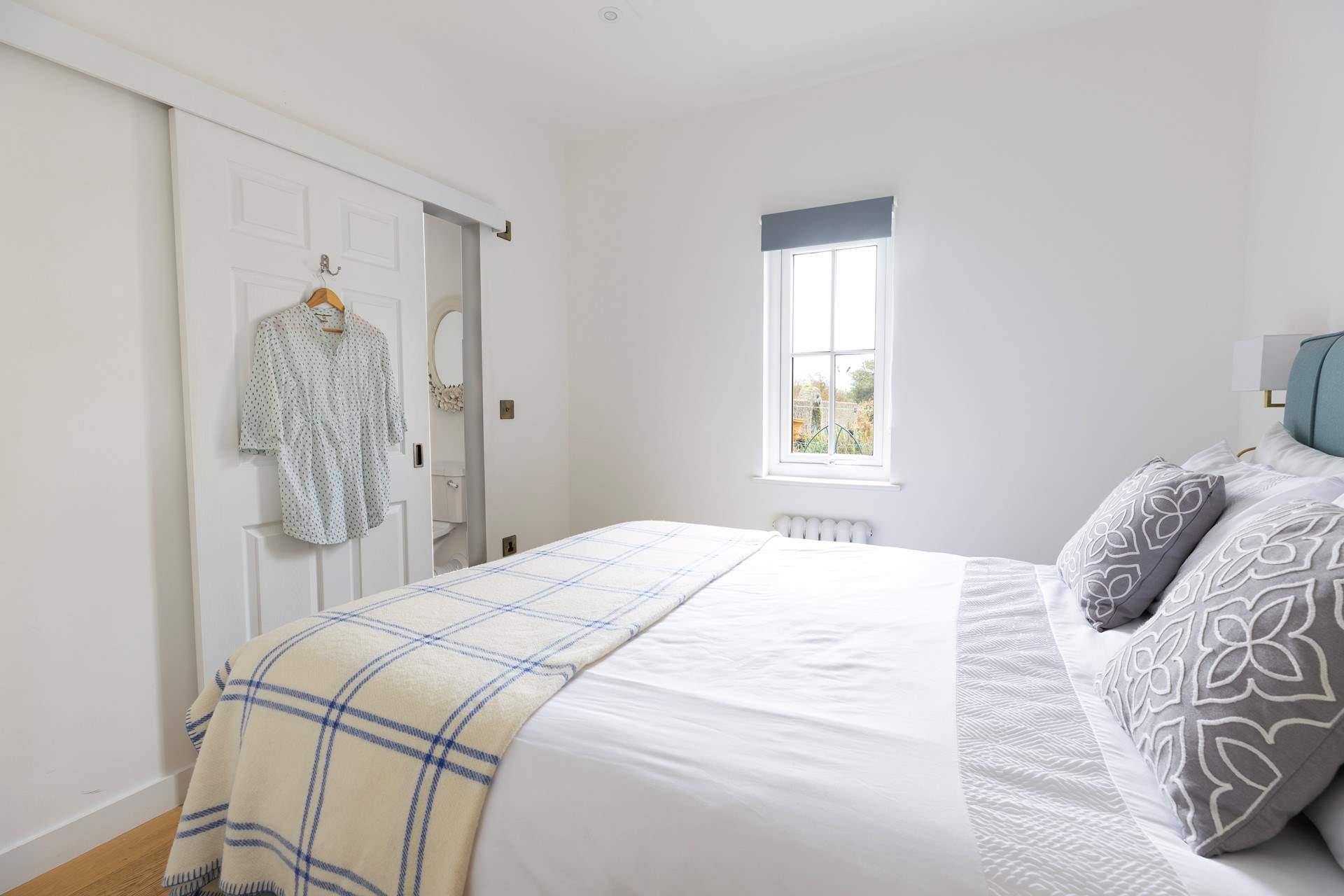 The bedroom has a fabulous en suite shower-room. 