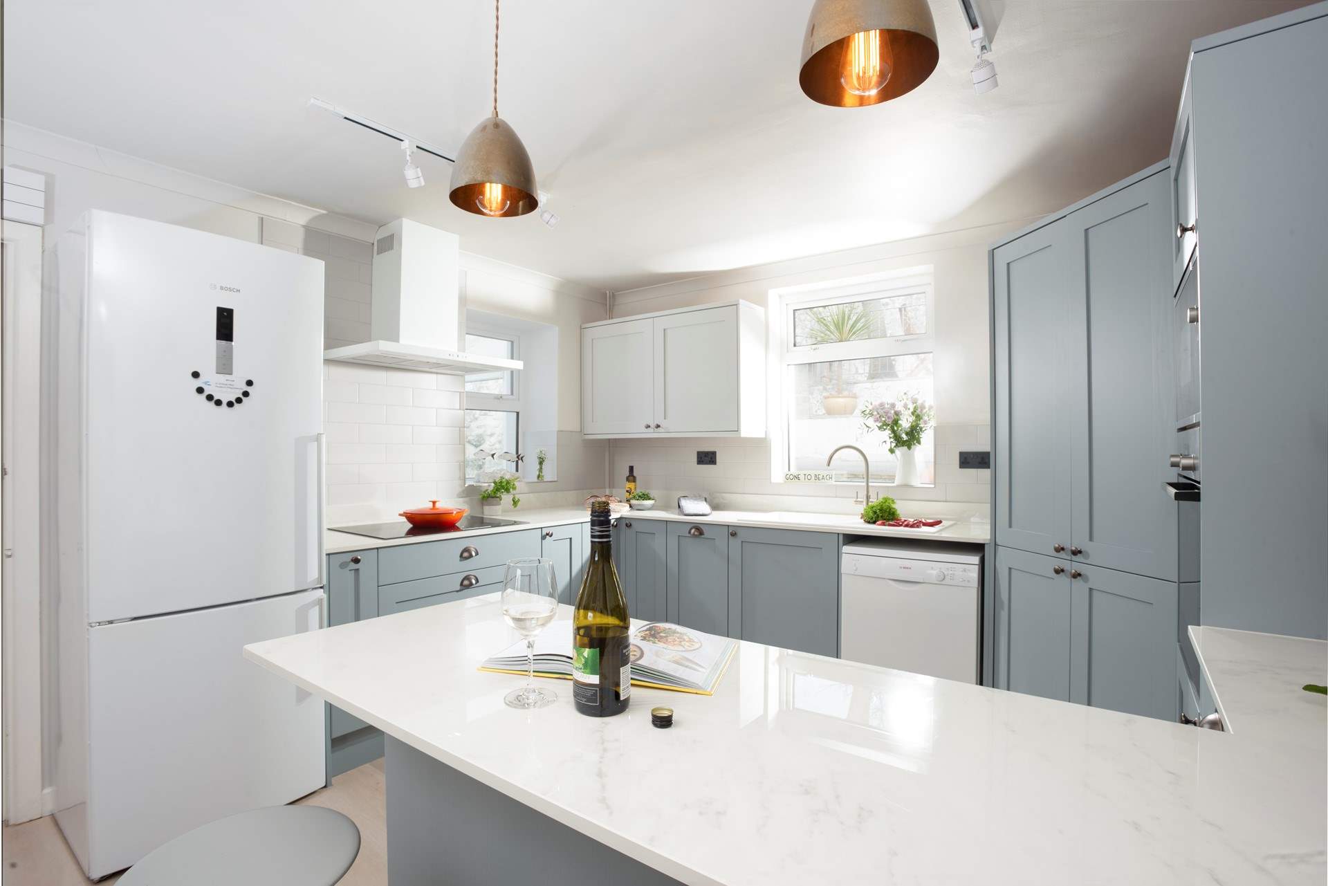 A newly appointed kitchen finished to an exceptional standard.